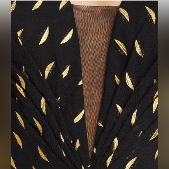 *NWT* AQUA / Metallic Gold Print Plunging Illusion Gown / Black,Gold / 10 - Picture 8 of 11